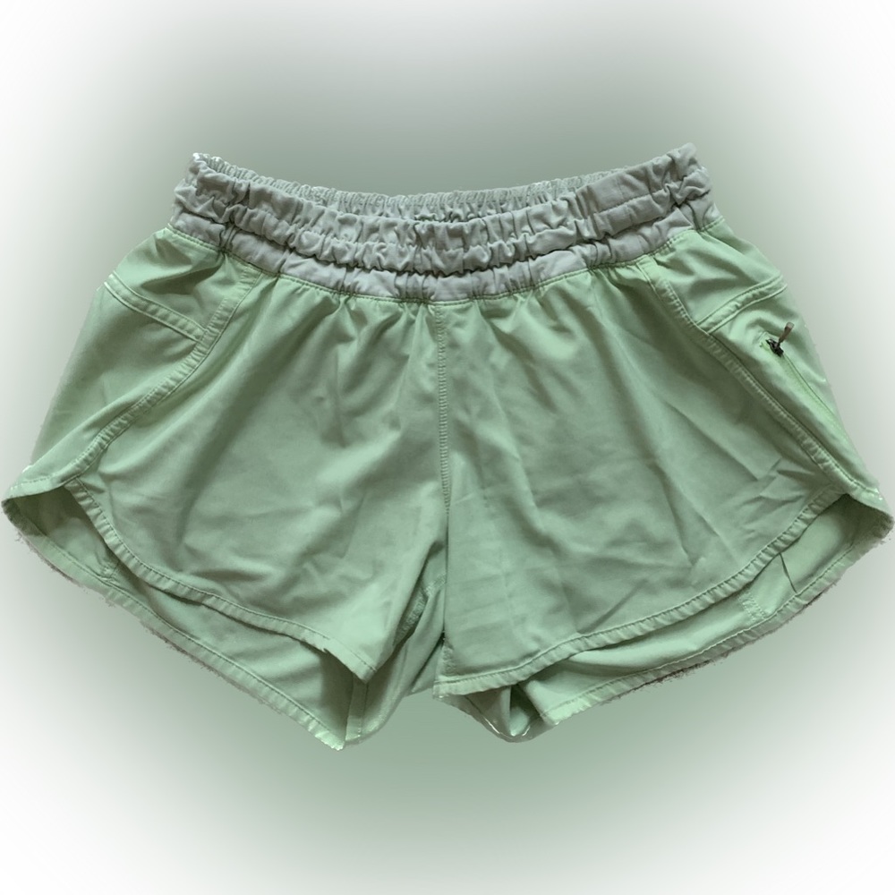 Lululemon running shorts Women’s 6 S Lime Green Light Gray Lined Small